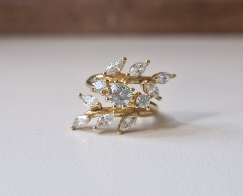 HASU Gioielli -Creazione di un anello con pietre preziose - Evidenza